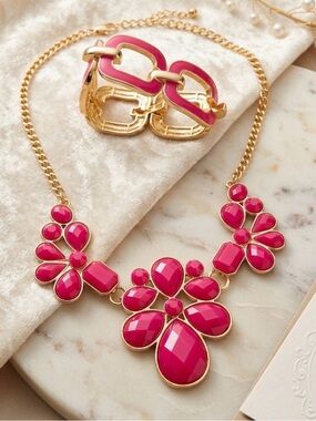Bohemia Hot Pink Enamel Floral Bib Necklace & Link Bracelet Set